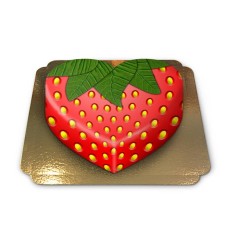bolo de morango em forma de coração (médio)
