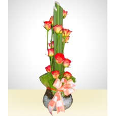 Arranjo de 12 Rosas