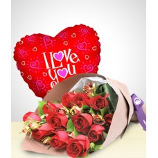 Combinação de Encantamento: Balão + Bouquet de 12 Rosas