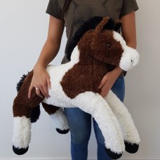 Cavalo de pelúcia deitado de 1 metro - Pampa marrom escuro com branco