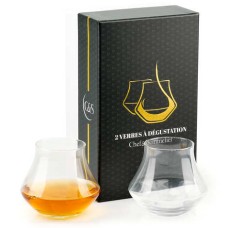 Caixa com 2 copos para degustação de uísque e rum