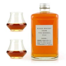 Whisky Nikka direto do barril, 51,4%, em 2 copos.