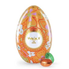 Ovo de metal com estampa floral recheado com pequenos ovos de praliné, gianduia, chocolate branco e caramelo (ovo de 90g)