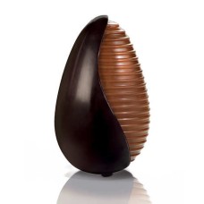 ovo de chocolate amargo decorado