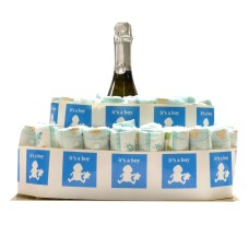 Pampertaart Viva um menino com Prosecco italiano