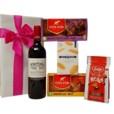 Vinho francês Grand Cru, chocolate belga e outras guloseimas como presente.