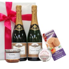 Duo de champanhe Premier Cru e aperitivos