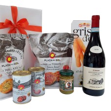Presenteie com petiscos italianos e espanhóis com vinho tinto italiano.