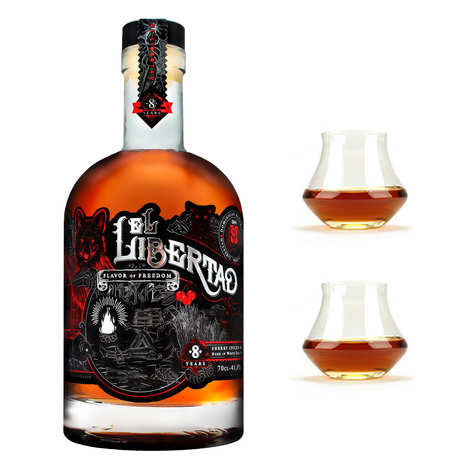 Rum El Libertad 8 Anos com Especiarias de Jerez, 41,8% e 2 copos.