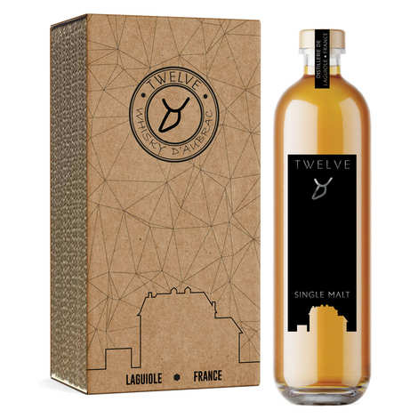 Twelve Basalte - o primeiro whisky da Aubrac, com 48% de teor alcoólico.