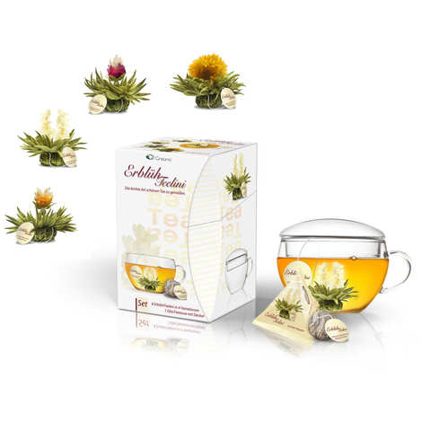Caixa de presente de flores de chá branco "Abloom Tealini" e sua caneca.